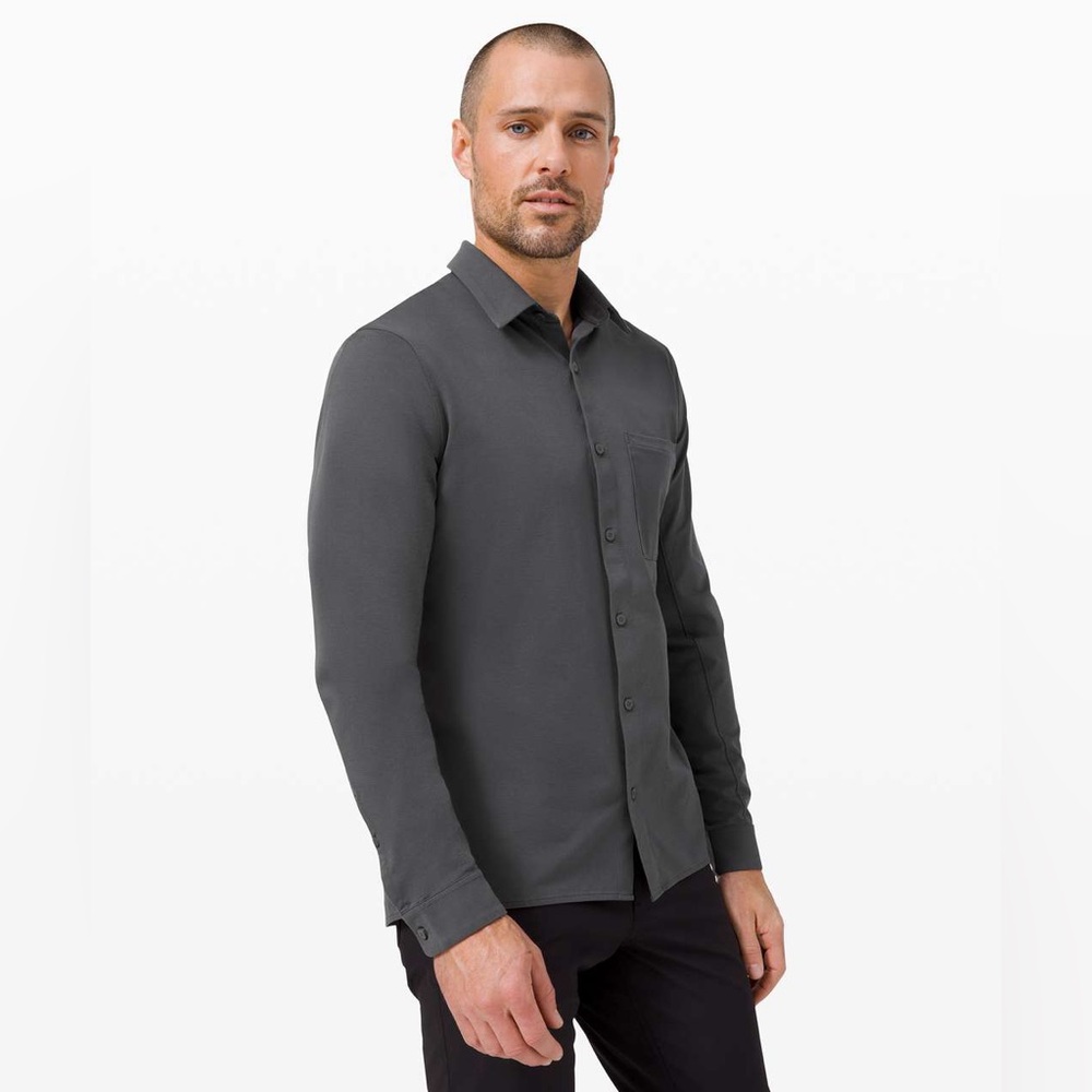 Lululemon mens L Large charcoal gray solid jersey stretch button up shirt